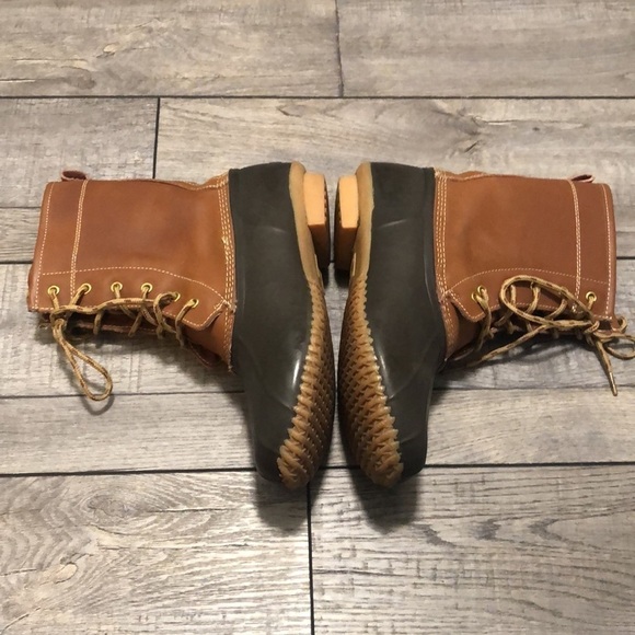 Khombu duck boots in a dark brown and camel color lace up boots for fall winter - Picture 2 of 7